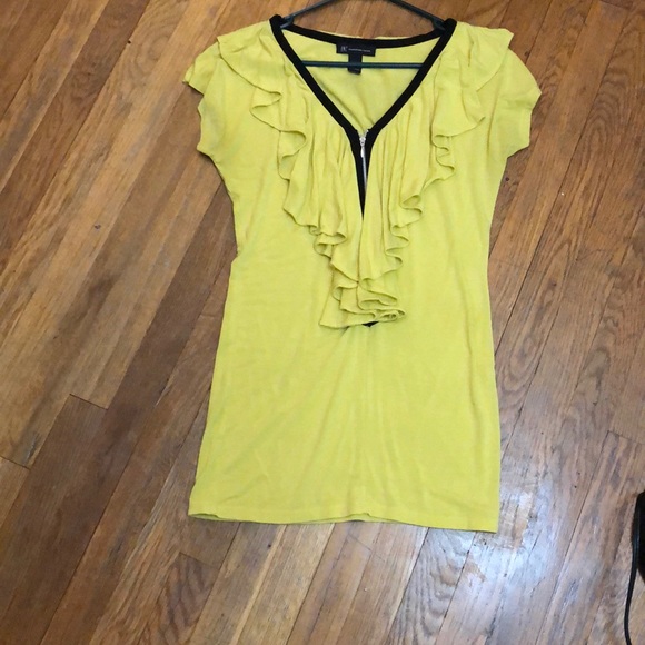 Yellow Ruffled Top with Zipper - Picture 3 of 3